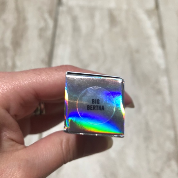 NIB limited edition Selena liquid lipstick. - Picture 4 of 4